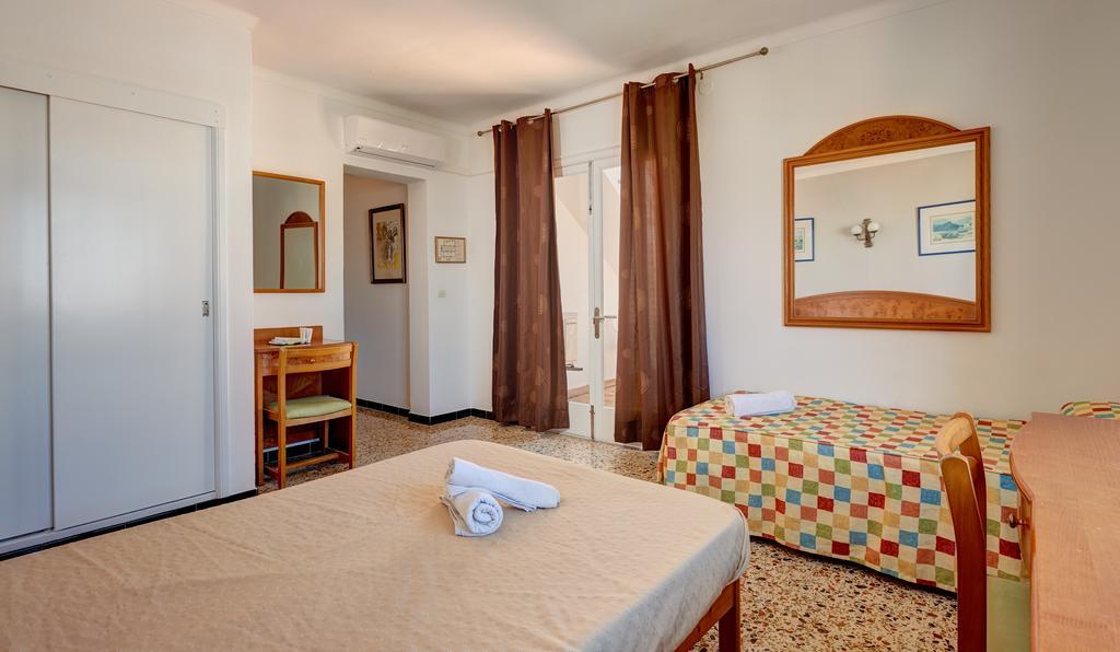 Hostal Talamanca Cala D´Or المظهر الخارجي الصورة